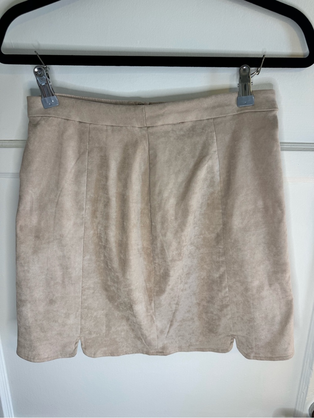 Sadie & Sage Taupe Faux Suede Mini Skirt Size Small